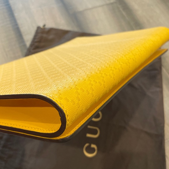 Gucci Bright Yellow Diamante Leather Large Flap Clutch - Picture 3 of 13